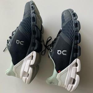 On Cloudflyer Runners